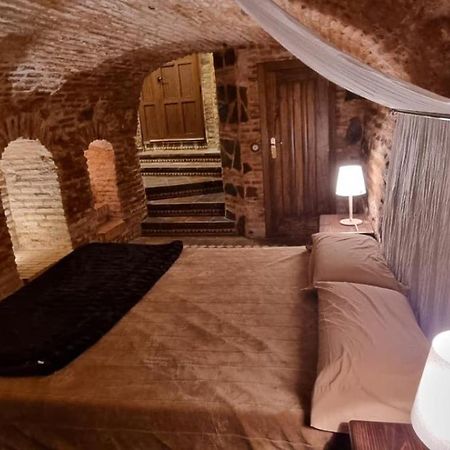 Appartement Cueva Arabe En El Casco Antiguo, Tolède Extérieur photo